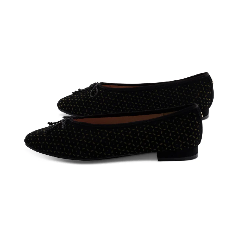 Your Weekend, Your Savings Ben Perforated Suede F24