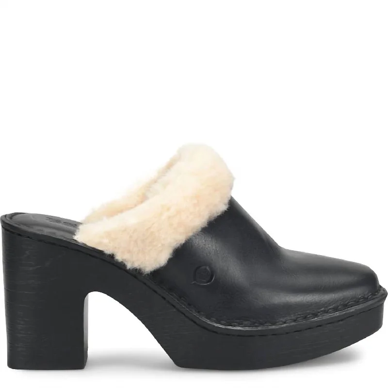 Women's Hope Heeled Clog In Black