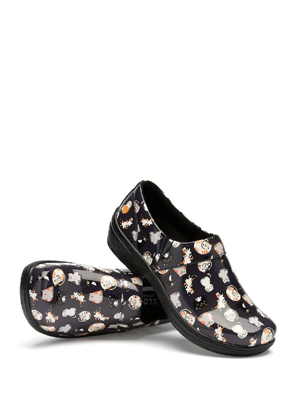 Don't Miss Women's Mission Clog In Cat Nap Patent